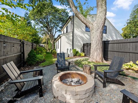 Tiny photo for 805 S Adams Street, Hinsdale, IL 60521 (MLS # 12620633)