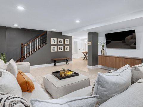 Tiny photo for 805 S Adams Street, Hinsdale, IL 60521 (MLS # 12620633)