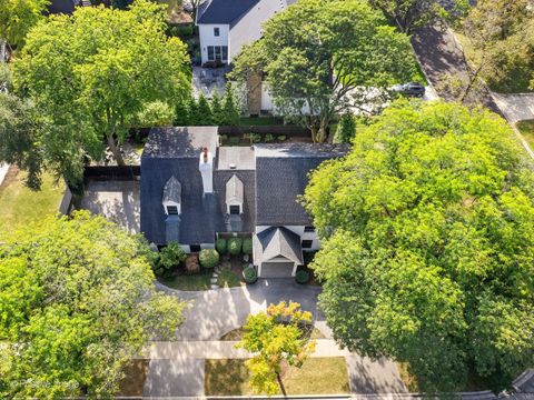 Tiny photo for 805 S Adams Street, Hinsdale, IL 60521 (MLS # 12620633)