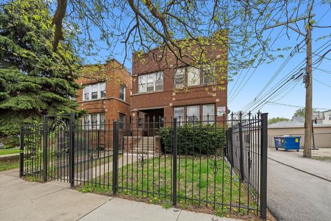 5527 W Potomac Avenue Chicago IL 60651