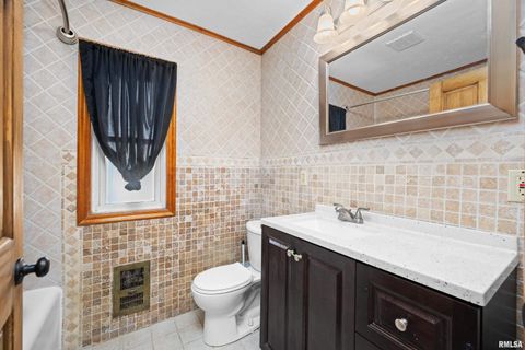 Tiny photo for 602 S 9TH Street, Clinton, IA 52372 (MLS # 12563442)