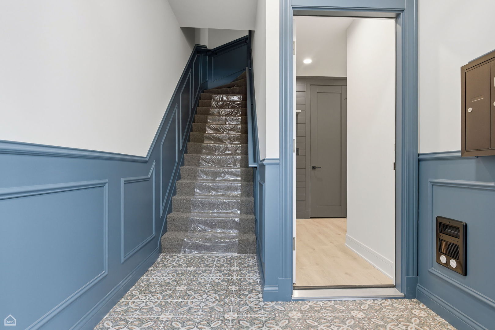 2126 W Thomas Street