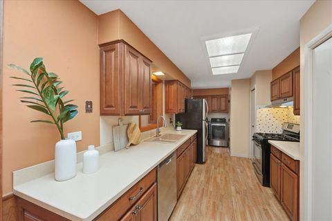 Tiny photo for 234 Peach Tree Lane, Elk Grove Village, IL 60007 (MLS # 12562789)