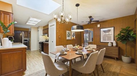 Tiny photo for 234 Peach Tree Lane, Elk Grove Village, IL 60007 (MLS # 12562789)