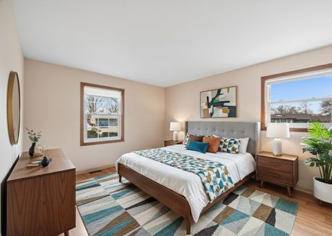 Tiny photo for 234 Peach Tree Lane, Elk Grove Village, IL 60007 (MLS # 12562789)