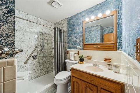 Tiny photo for 234 Peach Tree Lane, Elk Grove Village, IL 60007 (MLS # 12562789)