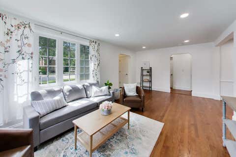 Tiny photo for 427 S Western Avenue, Park Ridge, IL 60068 (MLS # 12706248)