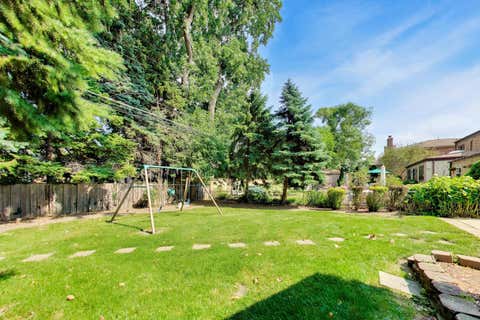 Tiny photo for 427 S Western Avenue, Park Ridge, IL 60068 (MLS # 12706248)