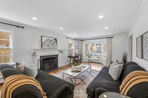 Tiny photo for 2121 Greenwood Avenue, Wilmette, IL 60091 (MLS # 12594038)