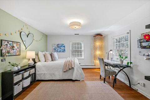 Tiny photo for 2121 Greenwood Avenue, Wilmette, IL 60091 (MLS # 12594038)