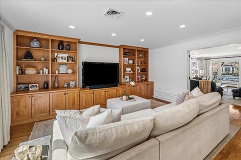 Tiny photo for 2121 Greenwood Avenue, Wilmette, IL 60091 (MLS # 12594038)