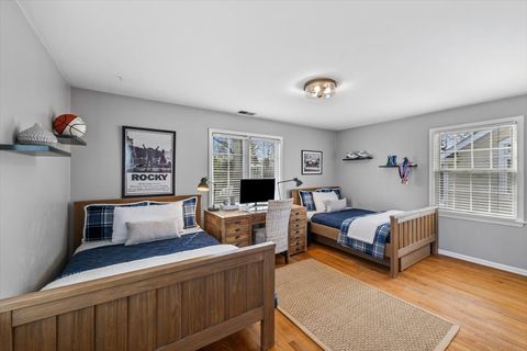 Tiny photo for 2121 Greenwood Avenue, Wilmette, IL 60091 (MLS # 12594038)