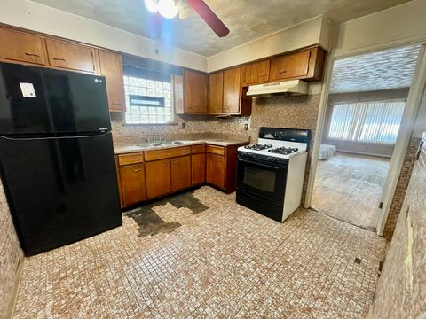 Tiny photo for 9527 S Parnell Avenue, Chicago, IL 60628 (MLS # 12543694)