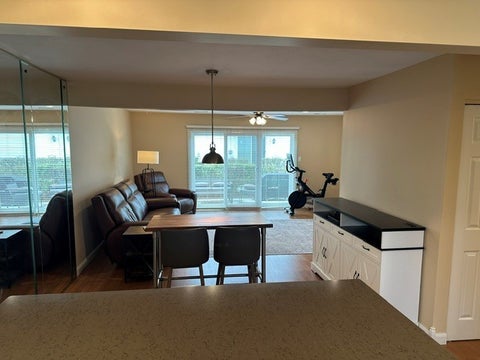 Tiny photo for 1104 Taunton Court, Schaumburg, IL 60193 (MLS # 12756809)