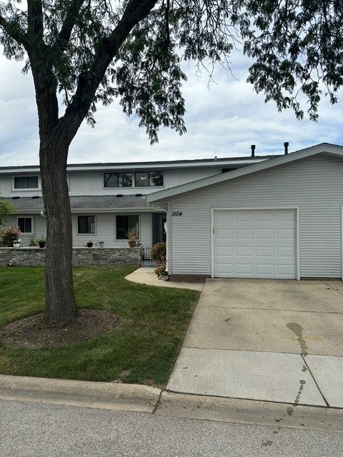 Tiny photo for 1104 Taunton Court, Schaumburg, IL 60193 (MLS # 12756809)
