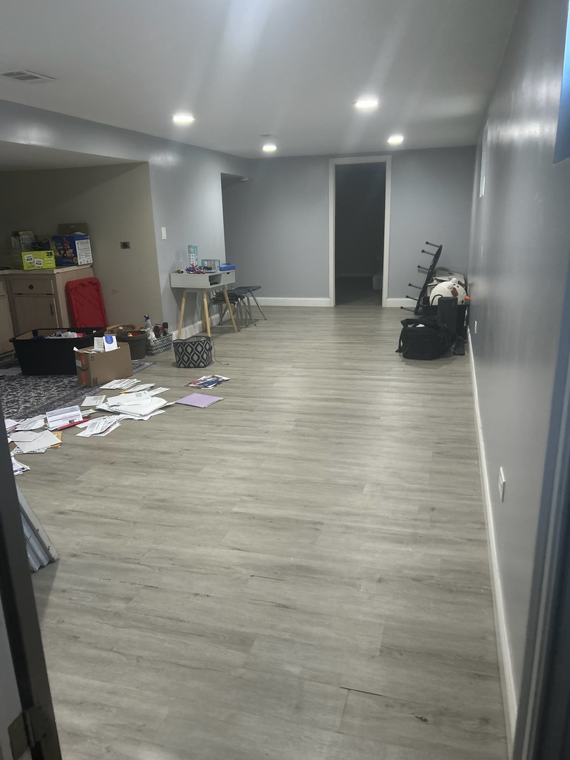 5607 S Kolmar Avenue