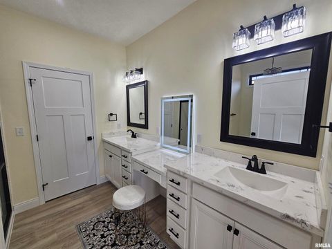 Tiny photo for 7140 Reeder Road, Marion, IL 62959 (MLS # QC4268349)