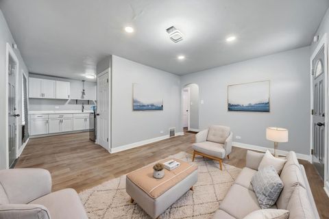 Tiny photo for 107 E 149th Street, Harvey, IL 60426 (MLS # 12624734)