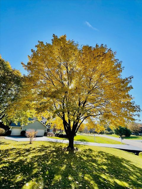 Tiny photo for 6136 Hidden Oak Drive, Crystal Lake, IL 60012 (MLS # 12594754)