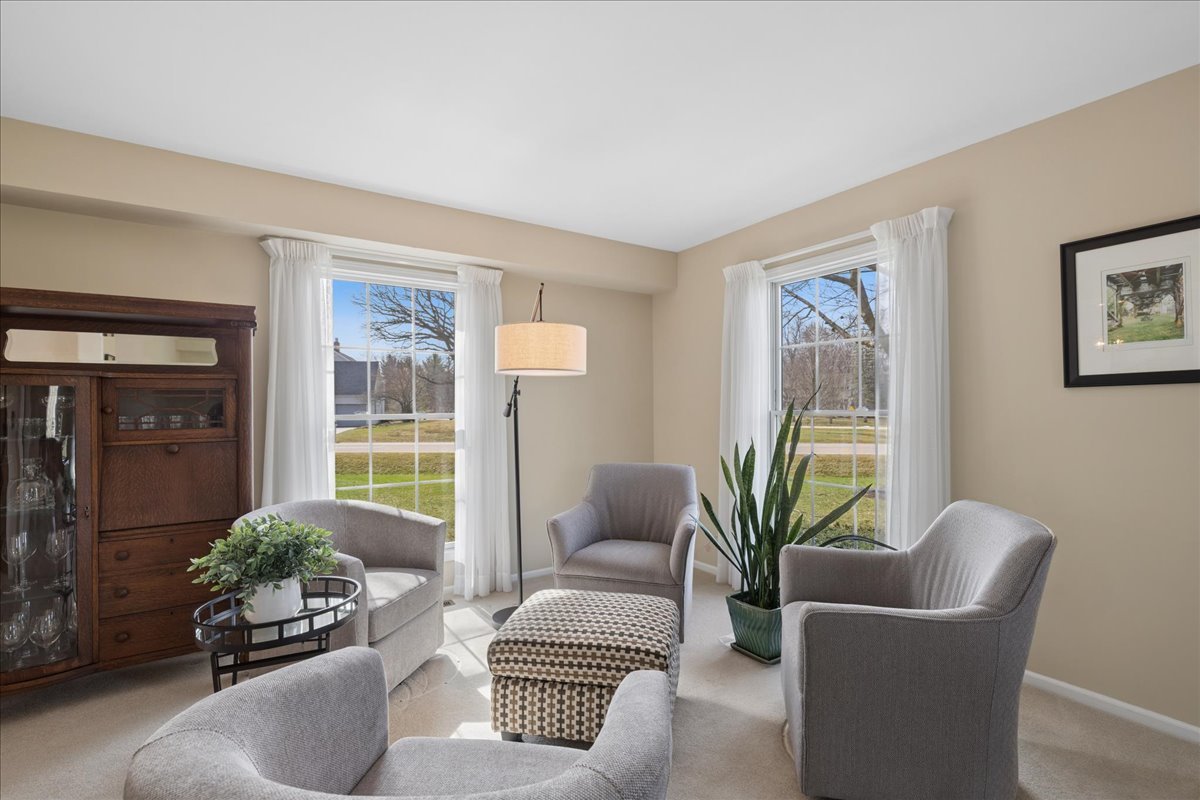 6136 Hidden Oak Drive