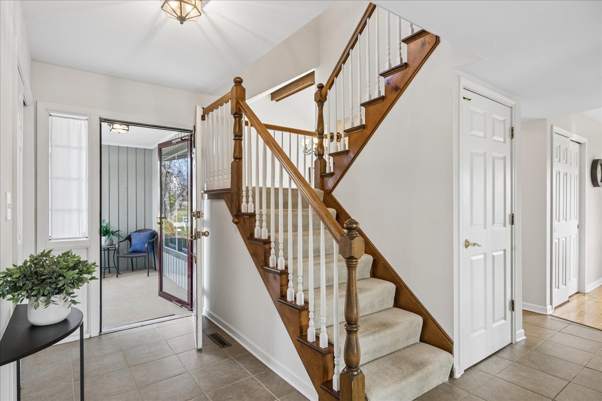 6136 Hidden Oak Drive