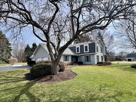 Tiny photo for 6136 Hidden Oak Drive, Crystal Lake, IL 60012 (MLS # 12594754)