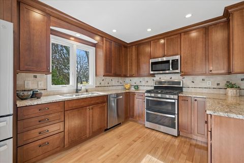 Tiny photo for 6136 Hidden Oak Drive, Crystal Lake, IL 60012 (MLS # 12594754)