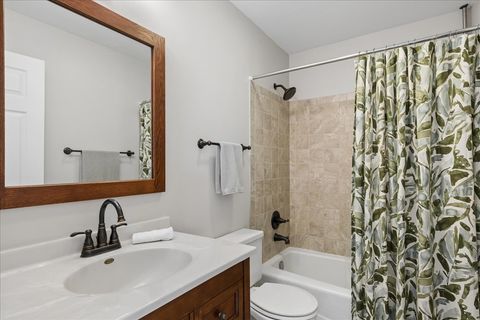 Tiny photo for 6136 Hidden Oak Drive, Crystal Lake, IL 60012 (MLS # 12594754)