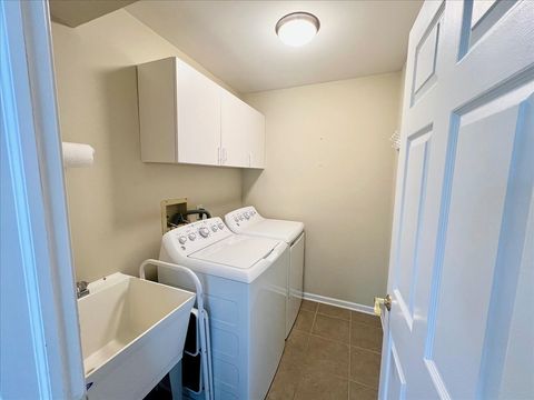 Tiny photo for 6136 Hidden Oak Drive, Crystal Lake, IL 60012 (MLS # 12594754)