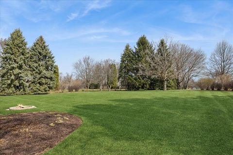 Tiny photo for 6136 Hidden Oak Drive, Crystal Lake, IL 60012 (MLS # 12594754)