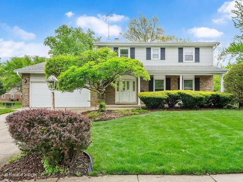 Photo of 1903 Cheshire Lane, Wheaton, IL 60189 (MLS # 12619878)