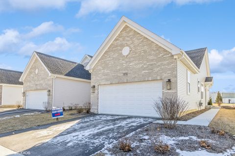 566 Madison Lane Elgin IL 60123