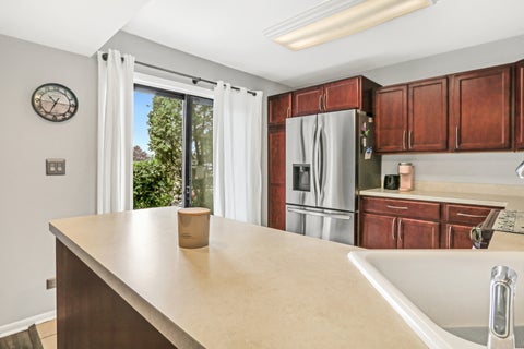 Tiny photo for 736 Glen Way, Gurnee, IL 60031 (MLS # 12725864)