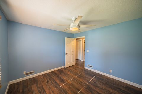 Tiny photo for 13 Woodhaven Drive, Metropolis, IL 62960 (MLS # 12677434)