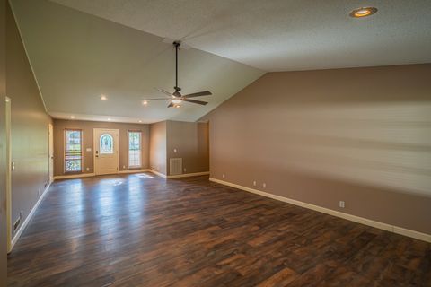 Tiny photo for 13 Woodhaven Drive, Metropolis, IL 62960 (MLS # 12677434)