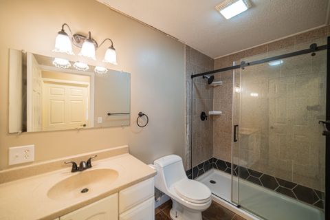 Tiny photo for 13 Woodhaven Drive, Metropolis, IL 62960 (MLS # 12677434)