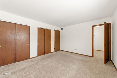 Tiny photo for 15 Navajo Court, Oswego, IL 60543 (MLS # 12530110)