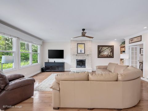 Tiny photo for 325 Ruby Street, Clarendon Hills, IL 60514 (MLS # 12651704)