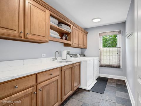 Tiny photo for 325 Ruby Street, Clarendon Hills, IL 60514 (MLS # 12651704)