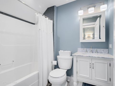 Tiny photo for 325 Ruby Street, Clarendon Hills, IL 60514 (MLS # 12651704)