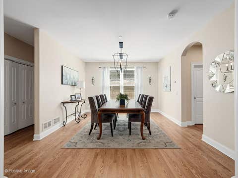 Tiny photo for 325 Ruby Street, Clarendon Hills, IL 60514 (MLS # 12651704)