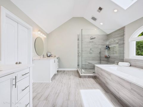 Tiny photo for 325 Ruby Street, Clarendon Hills, IL 60514 (MLS # 12651704)