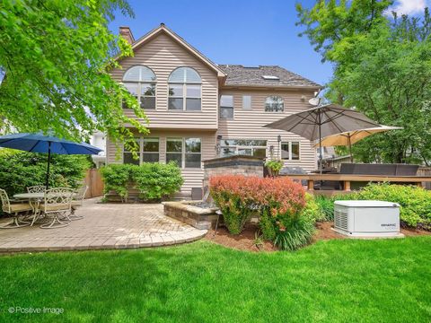 Tiny photo for 325 Ruby Street, Clarendon Hills, IL 60514 (MLS # 12651704)