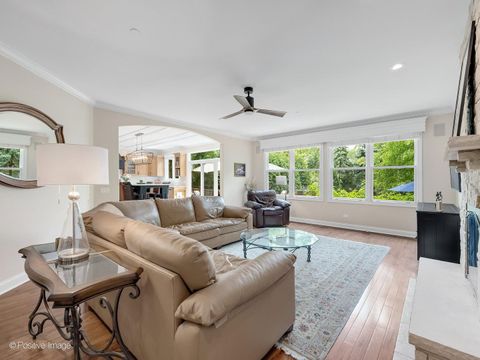 Tiny photo for 325 Ruby Street, Clarendon Hills, IL 60514 (MLS # 12651704)