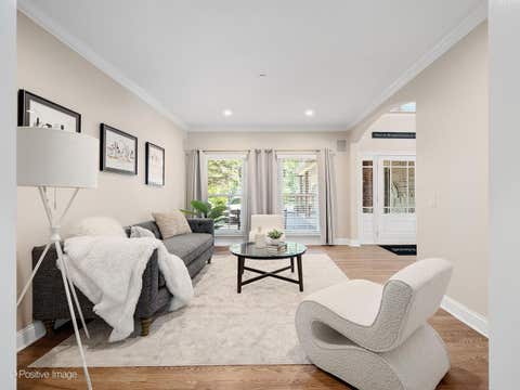 Tiny photo for 325 Ruby Street, Clarendon Hills, IL 60514 (MLS # 12651704)