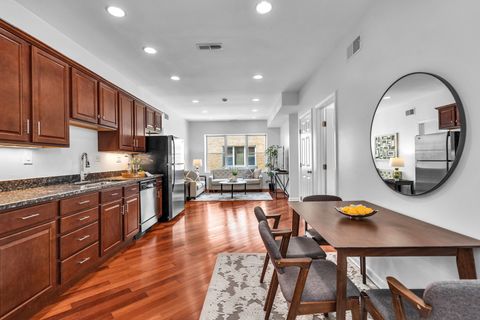 Tiny photo for 4944 N Kimball Avenue #3W, Chicago, IL 60625 (MLS # 12461932)