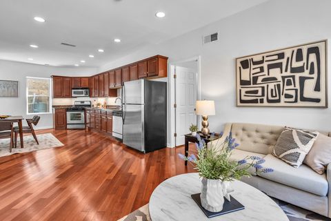 Tiny photo for 4944 N Kimball Avenue #3W, Chicago, IL 60625 (MLS # 12461932)