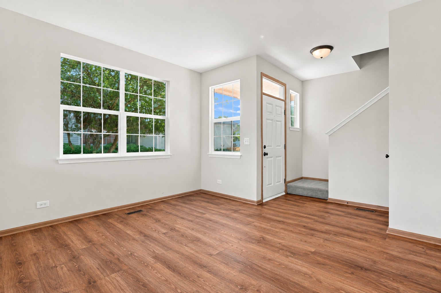 570 W Kristina Lane