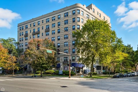 7301 N Sheridan Road 901 Chicago IL 60626