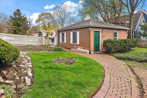 Tiny photo for 1314 Bunker Avenue, Flossmoor, IL 60422 (MLS # 12621818)